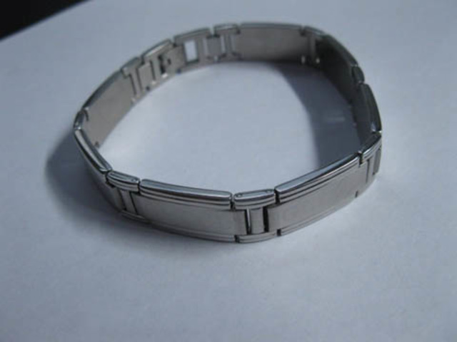 1X Shiny Polish Mens Stainless Steel Bracelet "GUCCI"